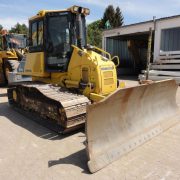 construction-equipment-bulldozerKOMATSU-D51PX-22—3_big–16120712015531664400