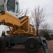 construction-equipment-material-handlerLIEBHERR-A954B-HD—4_big–16110912324476235300