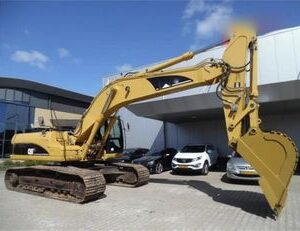 CATERPILLAR 325DL tracked excavator