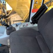 construction-equipment-tracked-excavatorLIEBHERR-R944B-HDSL-Litronic—2_big–16121921450379103400