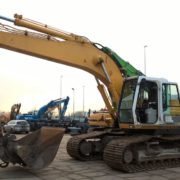 construction-equipment-tracked-excavatorLIEBHERR-R944B-HDSL-Litronic—3_big–16121921450379103400