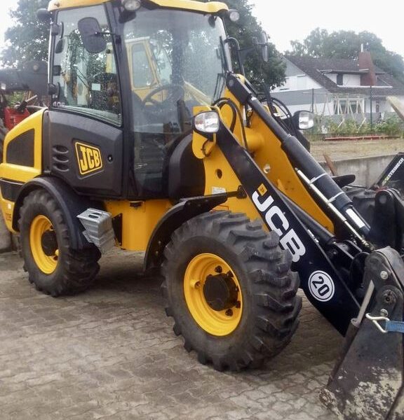 construction-equipment-wheel-loaderJCB-406T4i—1_big–16121610265205983700