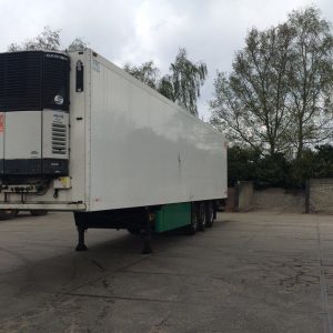 SCHMITZ CARGOBULL Schmitz Cargobull Koel/vries oplegger refrigerated semi-trailer